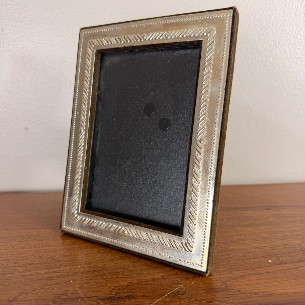 Vintage Made in Korea Silver Tone 4x6 Photo Frame Ornate Velvet Back Easel